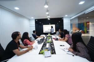 ang Mundo ng Cryptocurrencies vs Traditional na Pananalapi